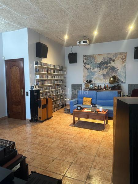 Foto 5430c63d-d3c3-4789-9902-4135b78b6a95. Casa con riscaldamento parcheggio in Vilanova del Vallès