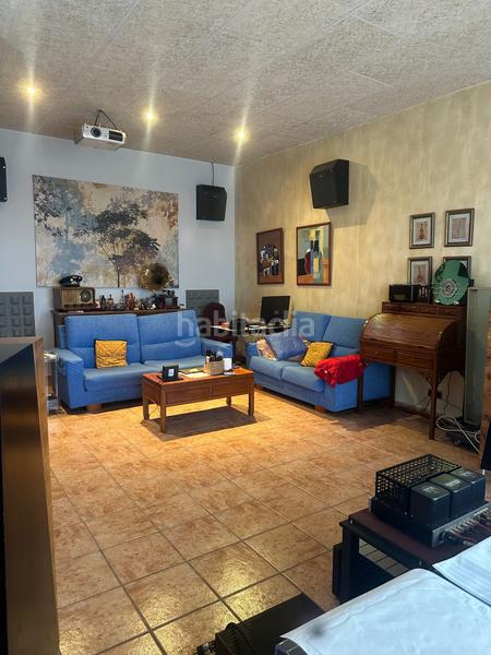 Foto 6258ada1-af09-496c-b864-7555d21bb7d0. Casa con riscaldamento parcheggio in Vilanova del Vallès