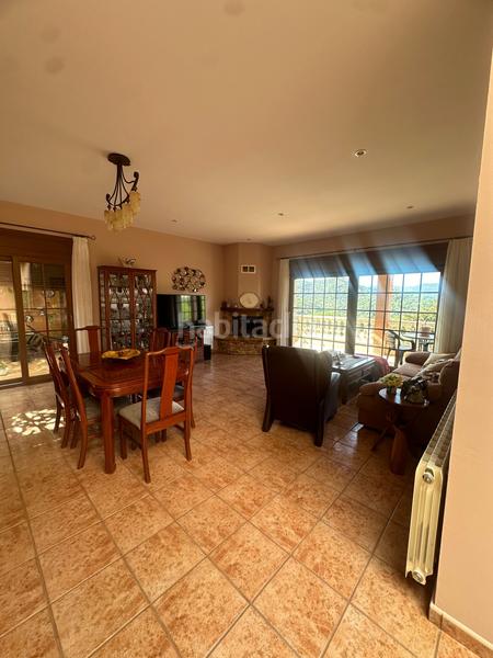 Foto 634be92f-b1fd-41d5-bd7f-1aa53982672d. Casa con riscaldamento parcheggio in Vilanova del Vallès