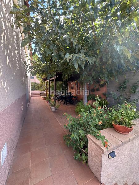 Foto 759e8cec-715a-43e1-8e3c-349d44ababcc. Casa con riscaldamento parcheggio in Vilanova del Vallès