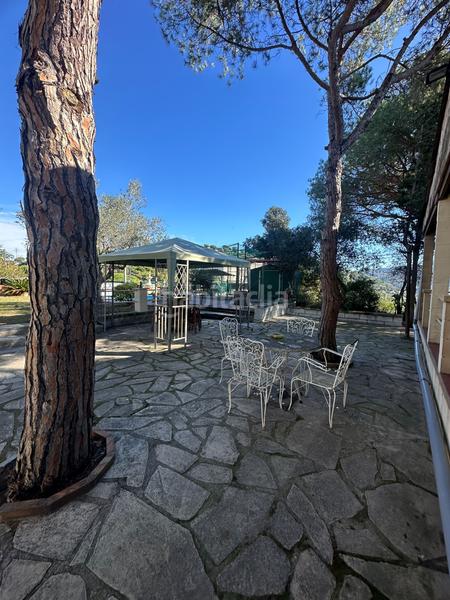 Foto f30d77d9-8c4a-4a3c-b73b-9955a34f0508. Maison avec piscine dans Vilanova del Vallès