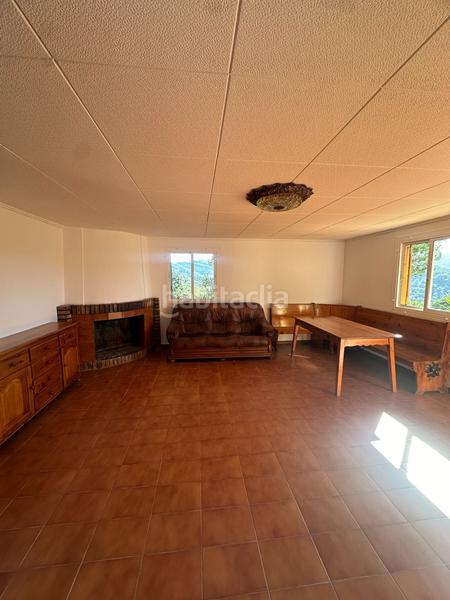 Foto ff502fa9-73e0-4edf-8477-99280b410357. Maison avec piscine dans Vilanova del Vallès