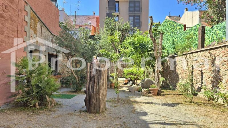 Foto 40adcaf6-7645-402b-bde1-c522536ee6b3. Terreny residencial a Centre Granollers