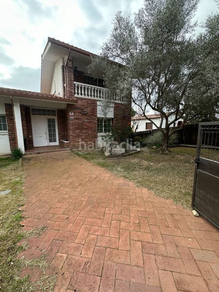 Foto 26f5d5ab-f004-46d5-9840-80fcb8046882. Casa amb calefacció a Vilanova del Vallès