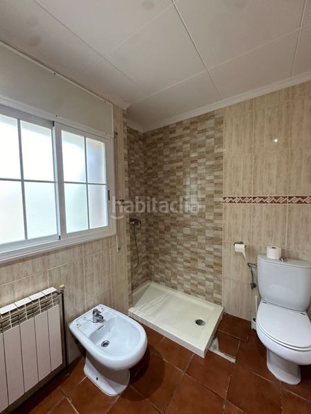 Foto 469a5161-be50-43a3-9d76-bf8164bc7668. Casa amb calefacció a Vilanova del Vallès