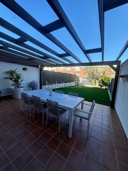 Foto 25b02071-39b9-4e77-b936-f451d8f6fdd6. Casa adossada amb calefacció aparcament a Vilanova del Vallès