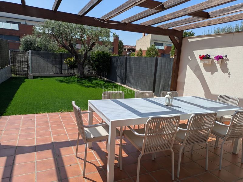 Foto 933c334f-9570-4bd0-9837-adf76fa5c6d1. Casa adossada amb calefacció aparcament a Vilanova del Vallès