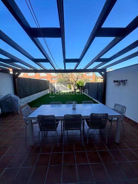Foto be3647fa-0cde-4a8d-8868-2517f37b8e79. Casa adossada amb calefacció aparcament a Vilanova del Vallès