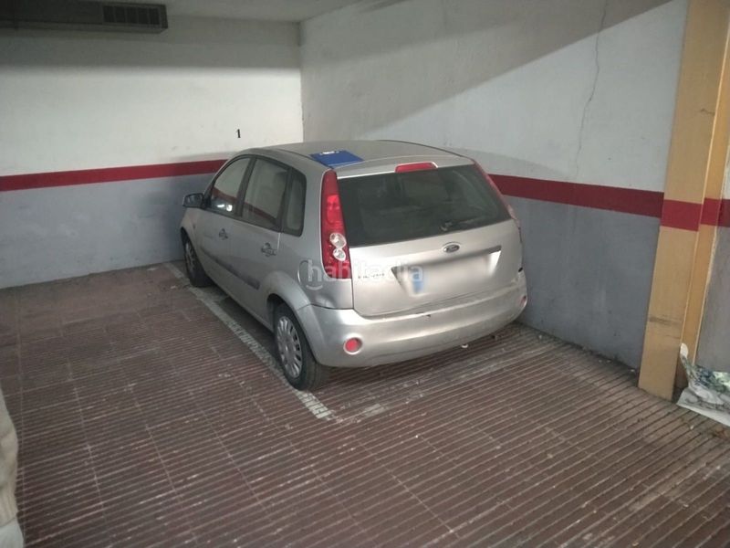 Foto 0bd70a94-e49d-4efc-907b-449c0dfbd485. Aparcament cotxe a Sant miquel Granollers