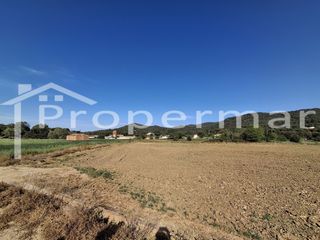 Fondo rustico in Roca del Vallès (La). Finca rústica de regadío en venta  la roca del vallès pla del ro