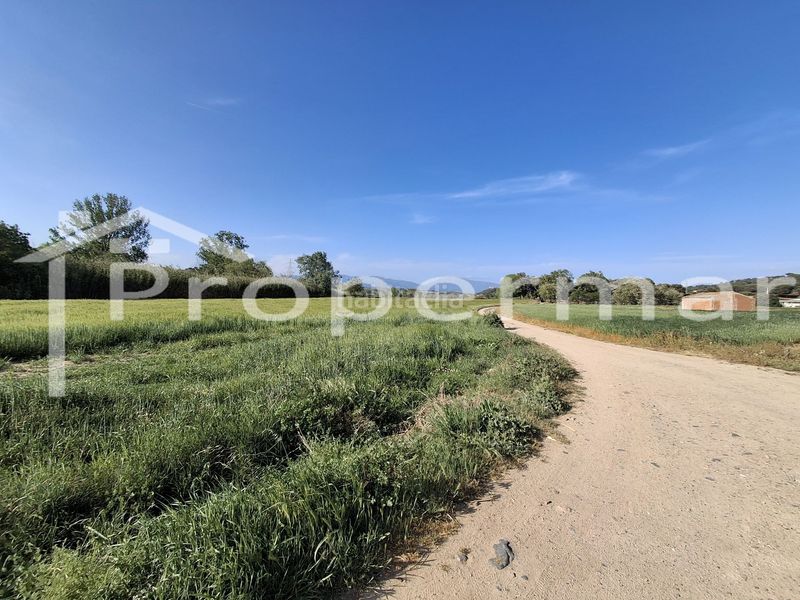 Foto a8fa4b6d-cffc-43a7-834c-7909452aa313. Finca rústica a Roca del Vallès (La)