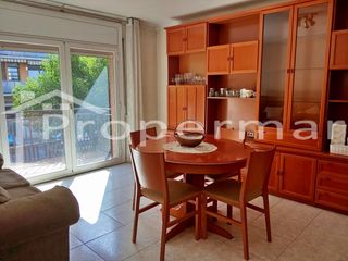 Etagenwohnung in Parets del Vall�s. Oportunidad en parets del vall�s! piso amplio, luminoso y con ba