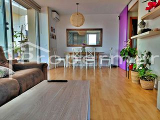 Dachwohnung in Parets del Vallès. Vive en las alturas con luz, privacidad y una espectacular terra