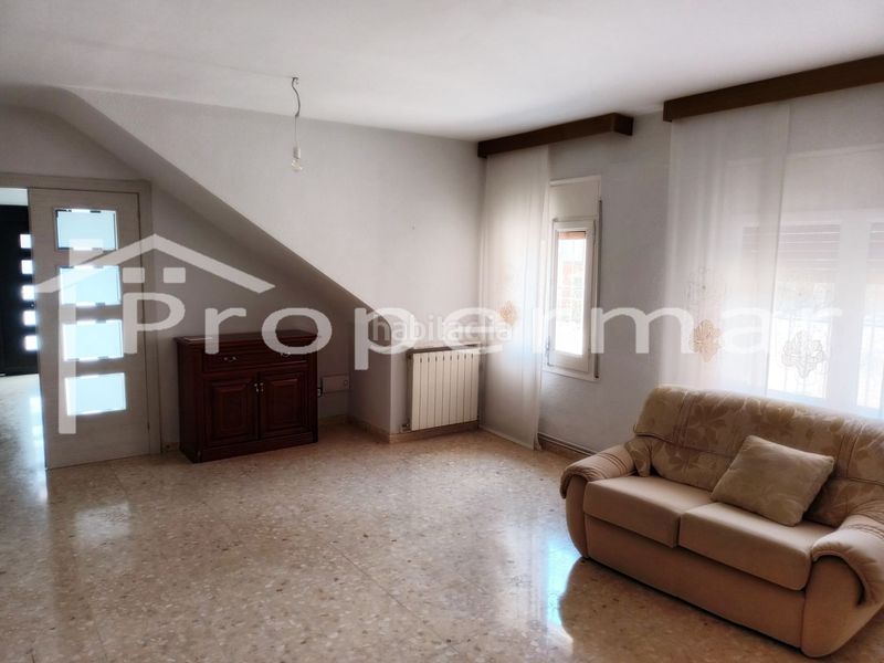 Foto 763ae0f3-17d8-41b7-bd86-e3719c8d4075. Casa adossada amb calefacció a Parets del Vallès