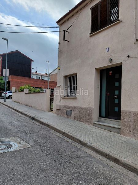 Foto 963c1765-29f0-4585-a30c-3047ecc4712d. Casa adossada amb calefacció a Parets del Vallès