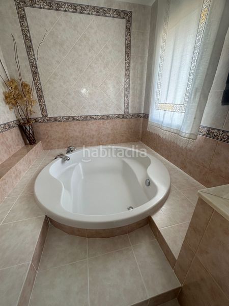 Foto 0fb10701-5ca4-4408-8701-7e5f58f765c2. Casa amb calefacció piscina a Montornès del Vallès