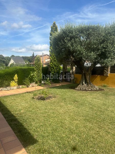 Foto 56158f31-de40-4875-949b-616045e01d3d. Casa amb calefacció piscina a Montornès del Vallès