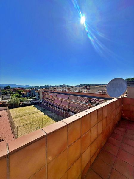 Foto 3d059747-6f00-4b61-8fa1-afb9b0018f28. Dúplex amb calefacció a Roca del Vallès (La)