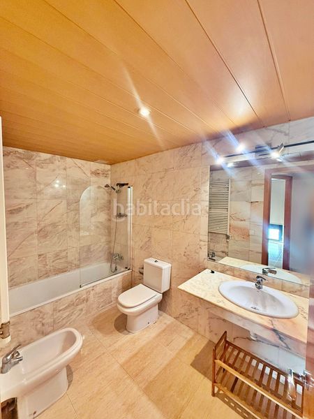 Foto 70d0f69f-5e91-4d8e-bd51-5b00f542012e. Dúplex amb calefacció a Roca del Vallès (La)