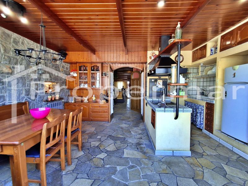 Foto 55436a5a-817a-4c39-8a3a-c09bed31d4ee. Casa adossada a Sant miquel Granollers