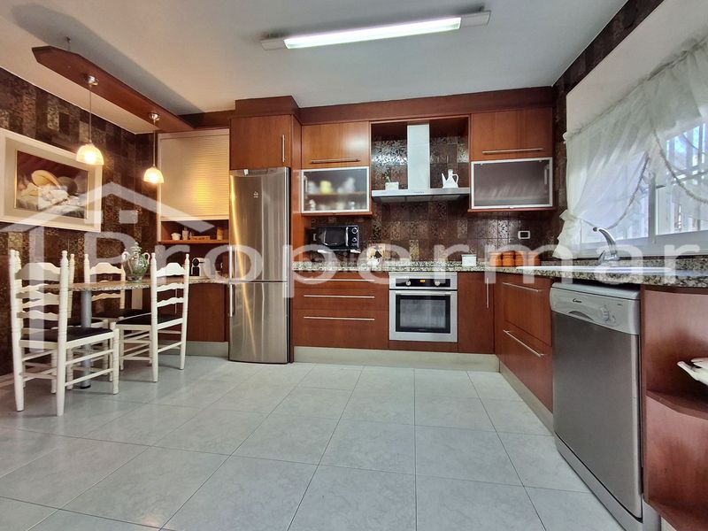 Foto a334dcb8-4d56-4e7d-8402-2314ccf18f60. Casa adossada a Sant miquel Granollers