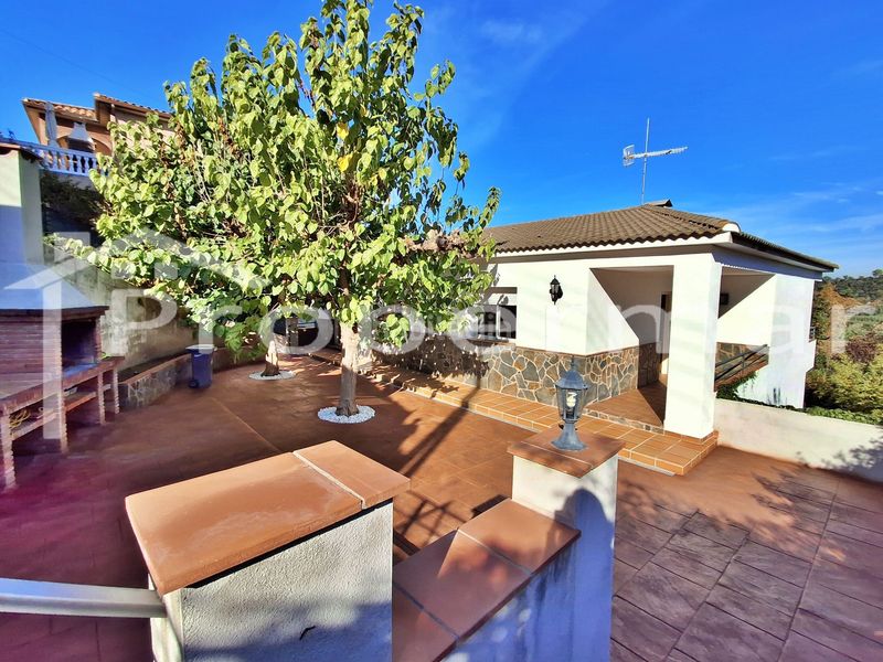 Foto 0a0d5f25-987e-4ff1-809e-868096655d45. Casa amb calefacció a Roca del Vallès (La)