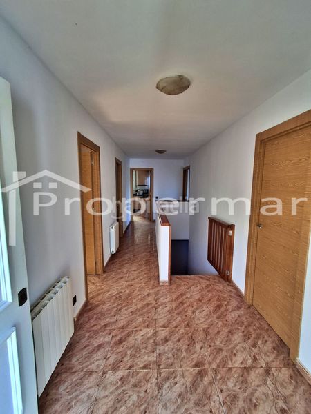 Foto b0ba2c39-96bc-43d6-86ba-dc53e204a8db. Casa amb calefacció a Roca del Vallès (La)