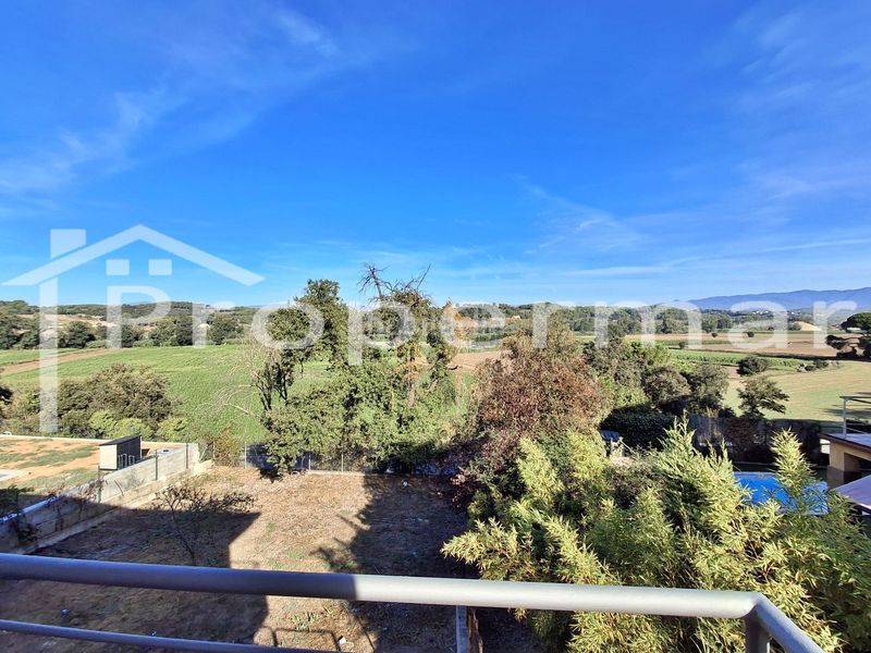 Foto be85a742-93da-4d36-8e32-afbd6af6f892. Casa amb calefacció a Roca del Vallès (La)