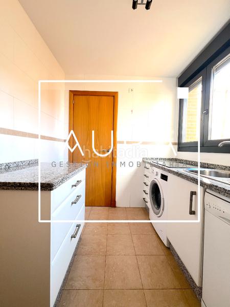 Foto ae938f04-1d0c-4419-9580-272c6afc05af. Appartamento con riscaldamento parcheggio in Centro Huelva