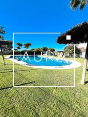 Reihenhaus in El Portil. Adosado nuevo portil