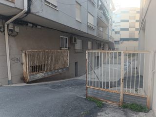 Posto auto  Carrer robert d'aguiló. Venta plaza parking zona via augusta
