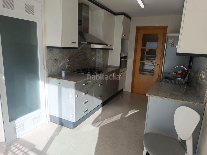 Foto 87a6f2d7-26f1-4569-9ada-6be66e1ebef8. Location appartement avec chauffage parking piscine dans Tarragona