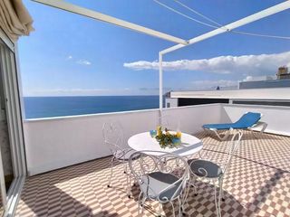 Location Appartement  Calle del amanecer. Piso reformado y bonito
