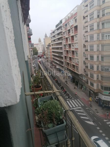 Foto 400de2b6-40c3-4365-bd45-eeb0df8e4106. Piso coso a tres minutos de plaza españa o plaza san miguel en Zaragoza