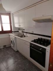 Location Appartement à Calle de casto méndez núñez 32. Precioso apartamento sin muebles en el corazon del casco históri