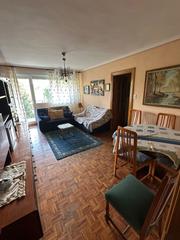 Location Appartement à Calle del doctor d. joaquín aznar molina 1. Piso amueblado cerca parque bruil