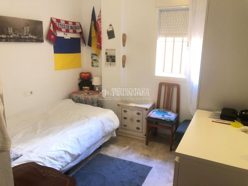 Foto b77a05c7-2ef4-4d0a-adc0-927186e07ccc. Piso  en venta en El Palo Málaga