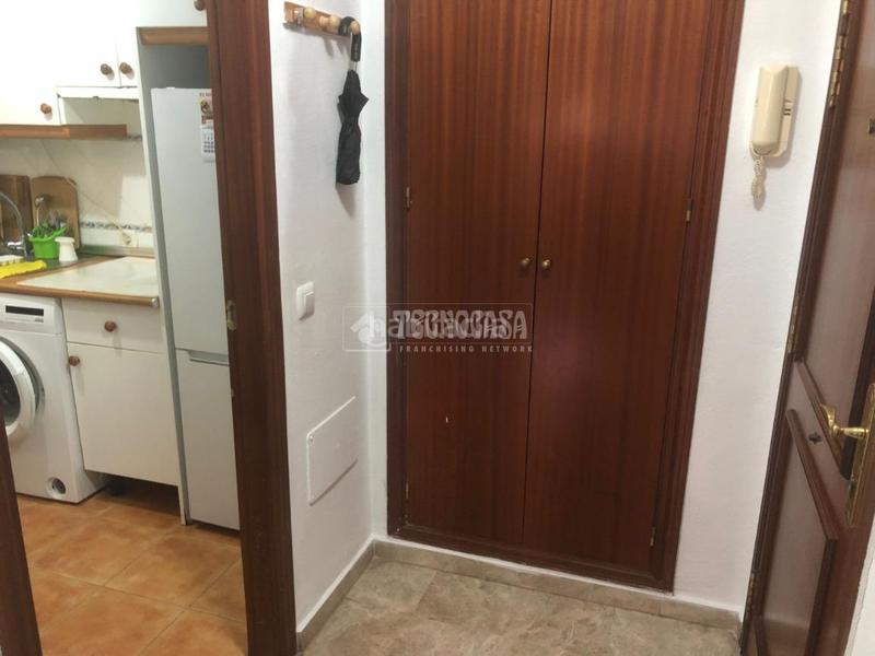 Foto df207d42-af64-4935-bca9-6ed3ef5f6ff3. Piso  en venta en El Palo Málaga