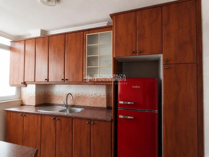 Foto beb700ec-96f8-428a-9d6c-b326a373a9c1. Piso  en venta en El Palo Málaga