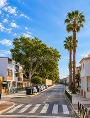 Casa aparellada a El Palo. Casa en venta en málaga