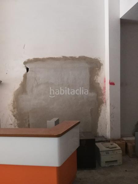 Foto 50d9256d-6144-420e-9638-3c7bb41958d0. Local comercial a El Pedró Cornellà de Llobregat