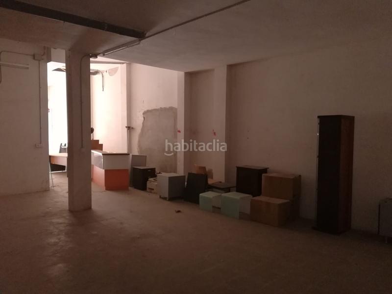 Foto d0ccedc5-e00b-4a06-a3d3-50e2ab8fde64. Local commercial dans El Pedró Cornellà de Llobregat