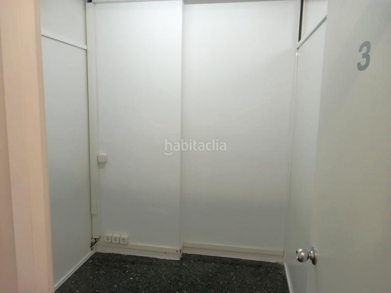 Foto 07520ba1-31e7-489b-88e6-554e18b5fbef. Oficina amb calefacció a La Nova Esquerra de l´Eixample Barcelona