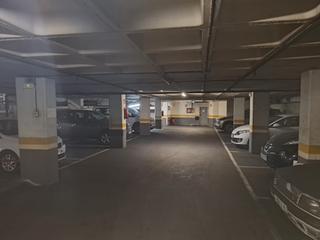 Parking coche  Carrer de violant d'hongria reina d'aragó