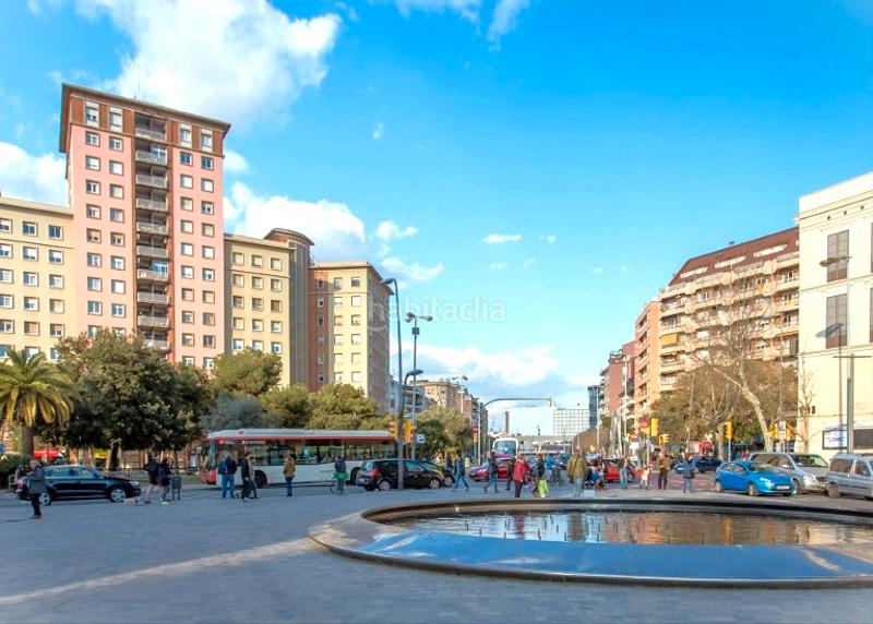 Foto 2bcc707a-d08d-43b7-a3fb-34bd27d48c90. Flat in Sants-Badal Barcelona