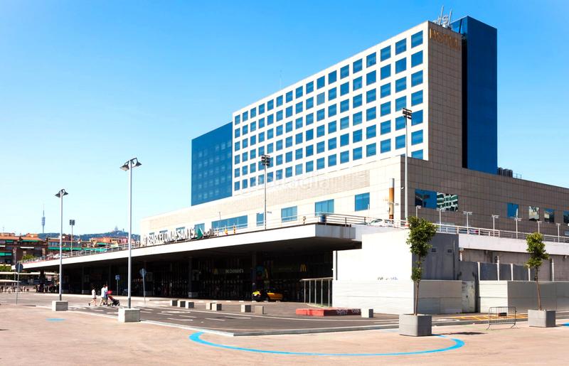 Foto cca84bea-f8c2-4d8b-98f1-2ad1686460a4. Flat in Sants-Badal Barcelona