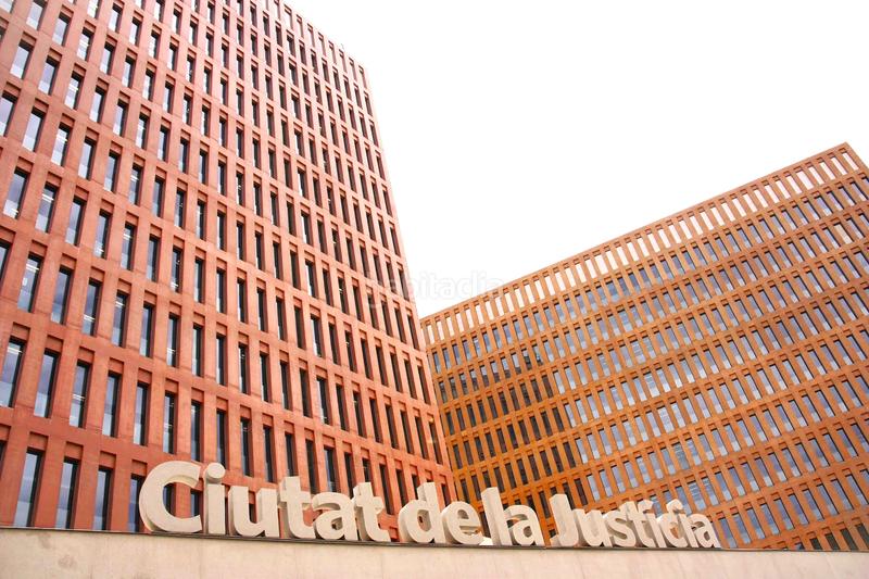 Foto d47d9ea3-0594-40e7-b557-b297451ba554. Flat in Sants-Badal Barcelona