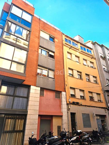 Foto e3694f8c-b312-4990-89bc-5735ccdc6571. Flat in Sants-Badal Barcelona