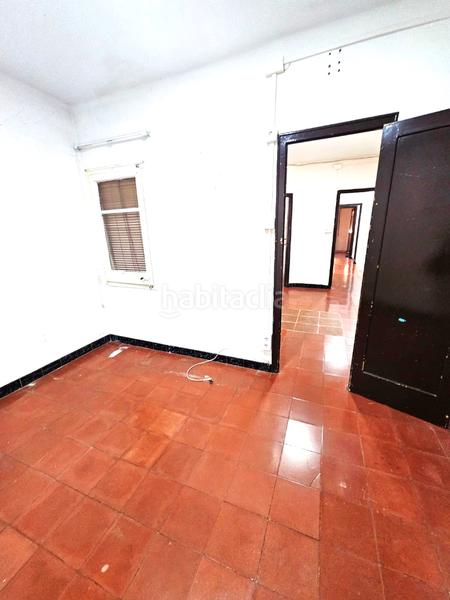 Foto ead0458c-79a6-4efc-959e-be19c0670cb6. Flat in Sants-Badal Barcelona