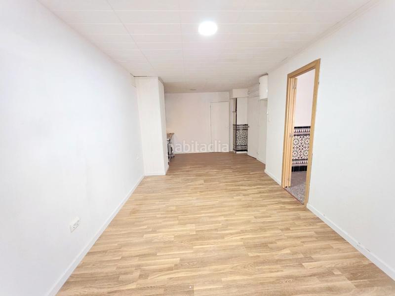 Foto 4a71b013-330d-4229-aa62-7a5afa2df5bb. Rez-de-chaussée dans Santa Rosa Santa Coloma de Gramenet